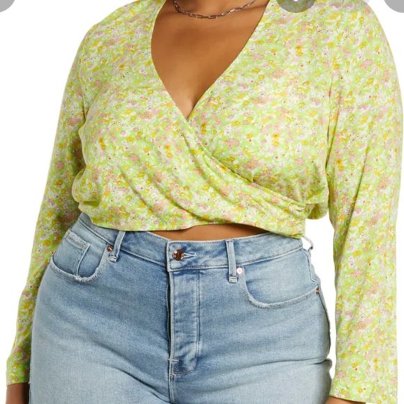 BP Surplice V-Neck Crop Top in Green Hannah Kate - Picture 1 of 4